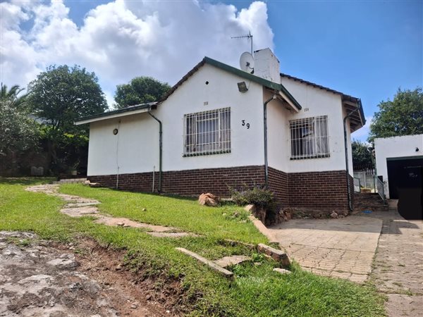 3 Bedroom House 3 Bedroom House