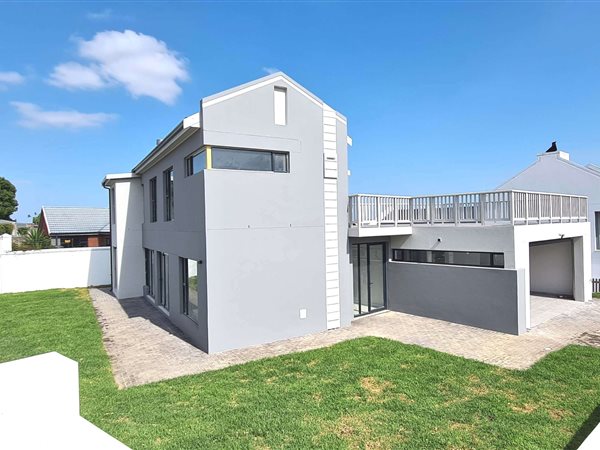 3 Bedroom House 3 Bedroom House