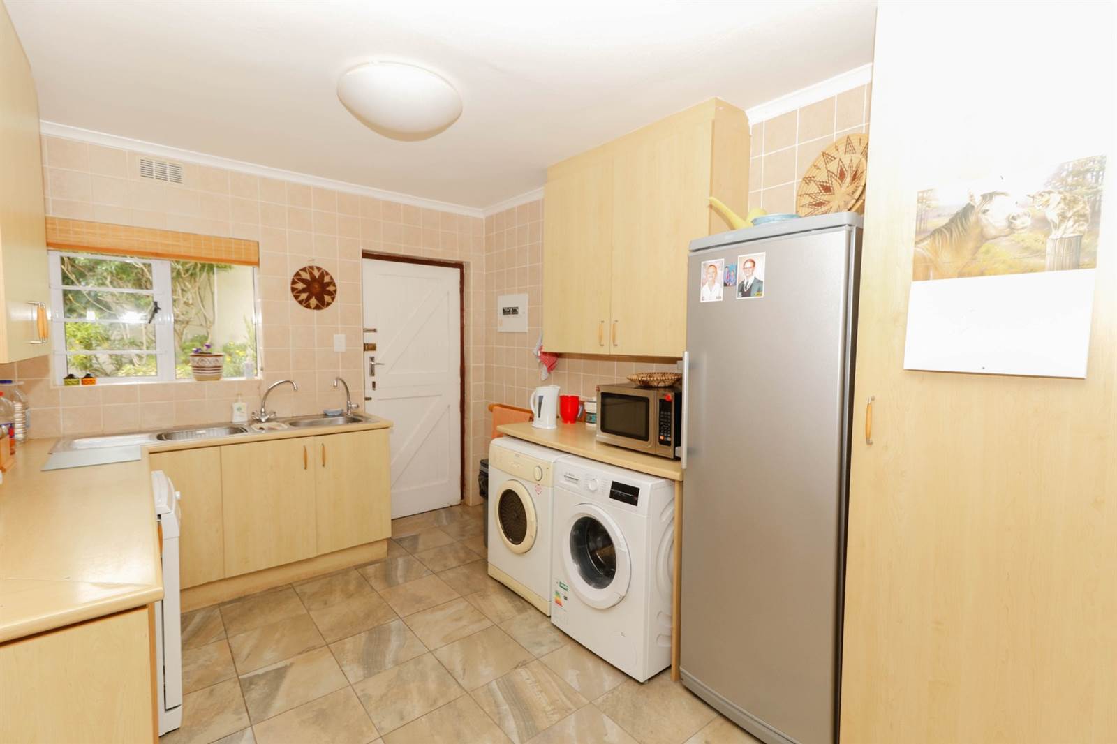 3 Bed House in Kenton-on-Sea photo number 7