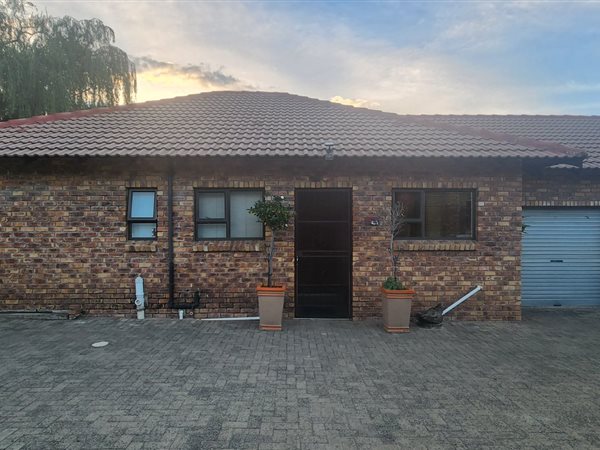 2 Bed Townhouse in Meyerville