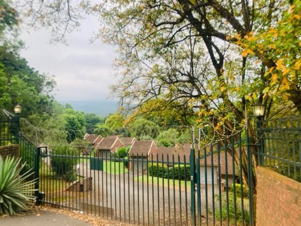 3 Bedroom Townhouse 3 Bedroom Townhouse