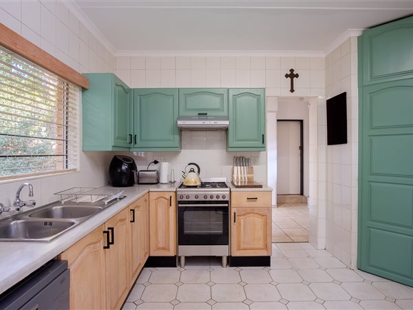 3 Bedroom House 3 Bedroom House