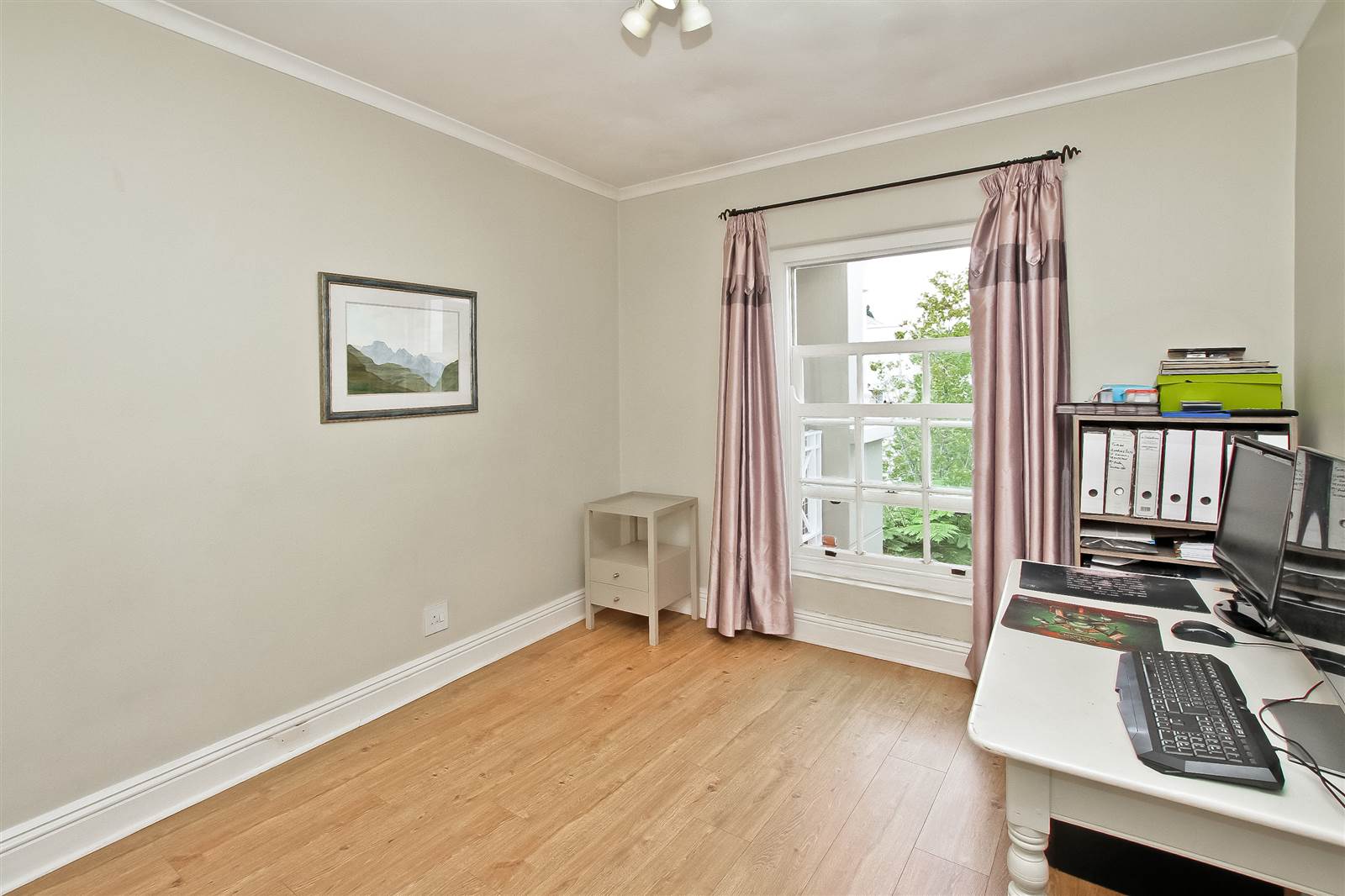 2 Bed Townhouse in Sandown photo number 15