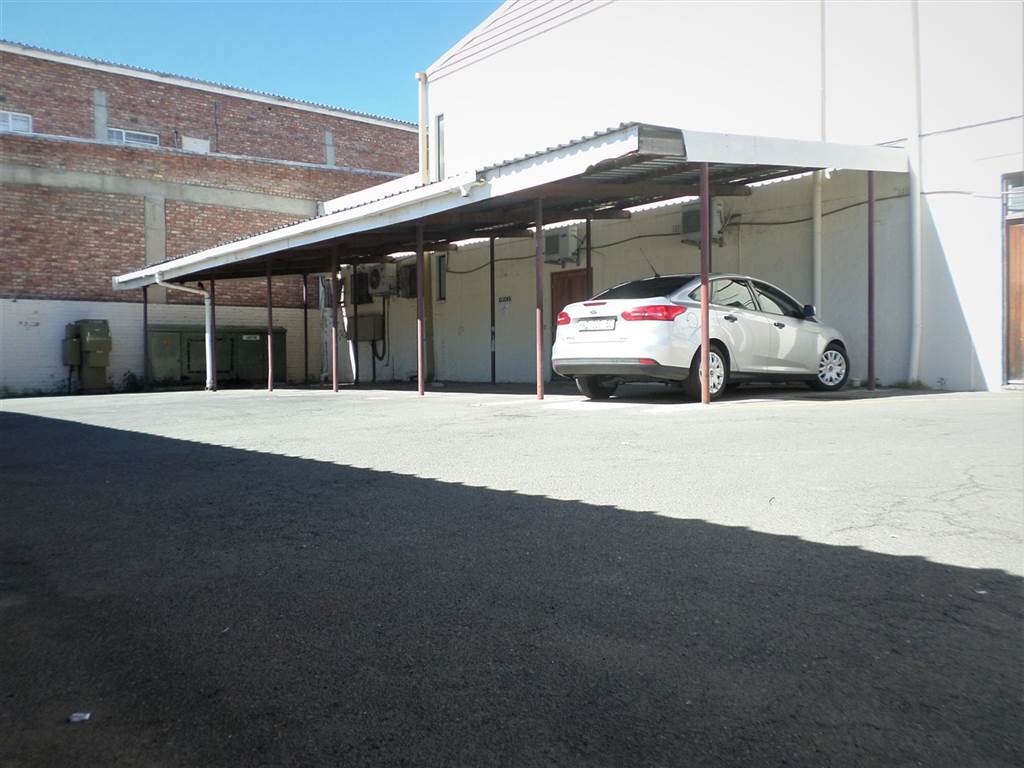 1270  m² Commercial space in Oudtshoorn Central photo number 5