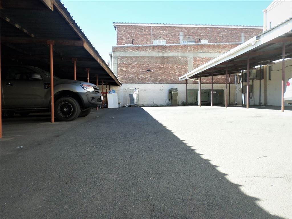 1270  m² Commercial space in Oudtshoorn Central photo number 6