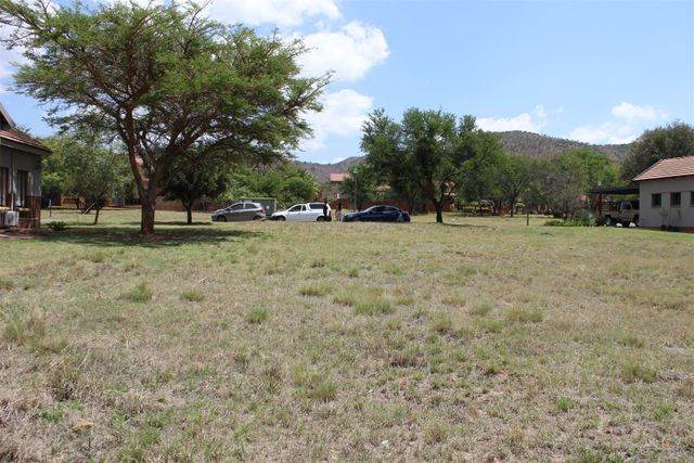 980 m² Land available in Buffelspoort photo number 8