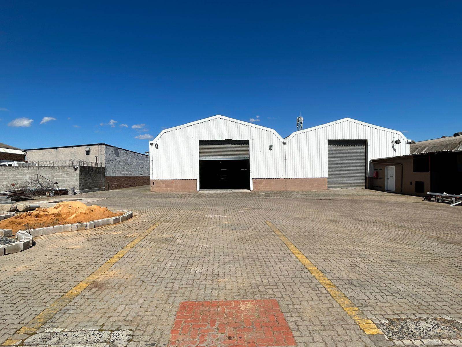 1100  m² Industrial space in Brackenfell Industrial photo number 1