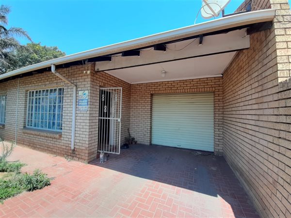 2 Bedroom Townhouse 2 Bedroom Townhouse