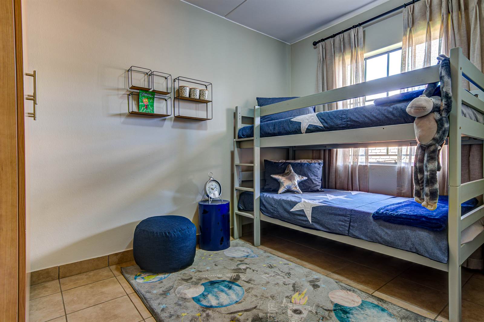 2 Bed Apartment in Braamfontein photo number 7