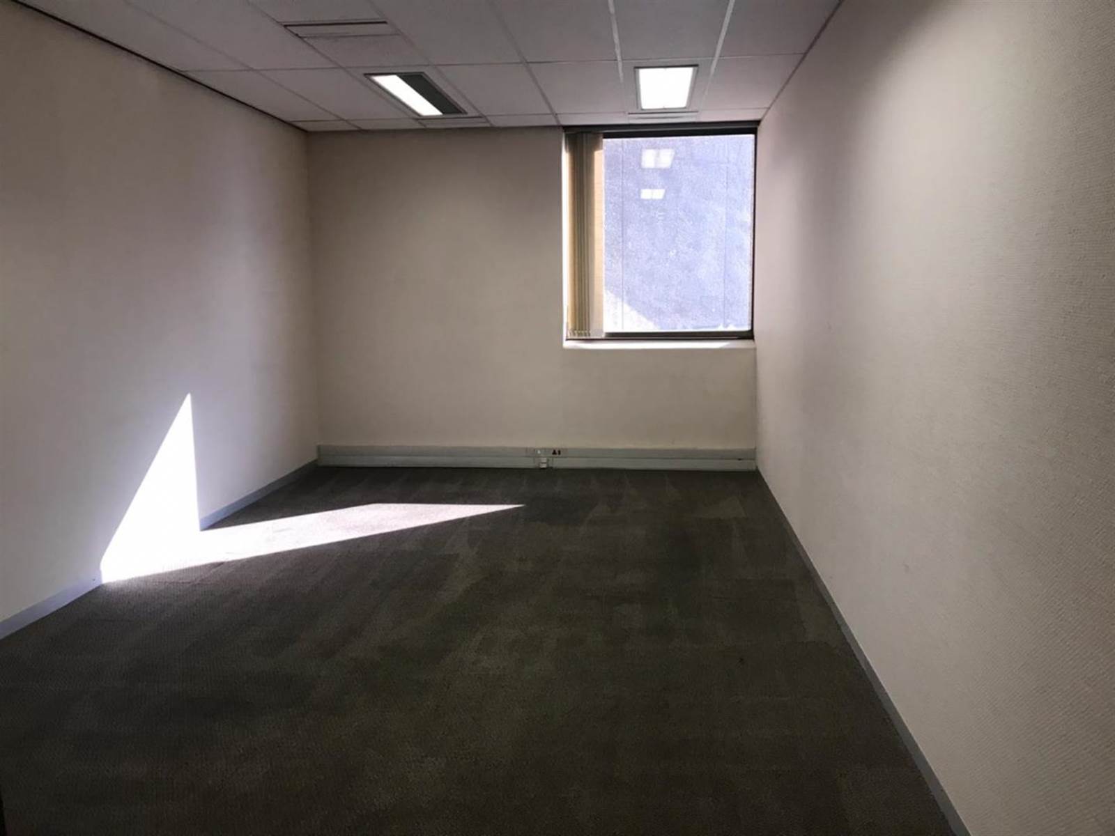 737  m² Office Space in Pretoria Central photo number 12