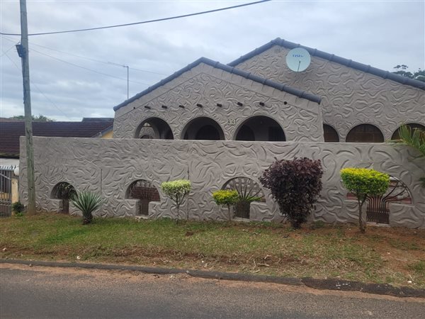 4 Bed House in Mobeni