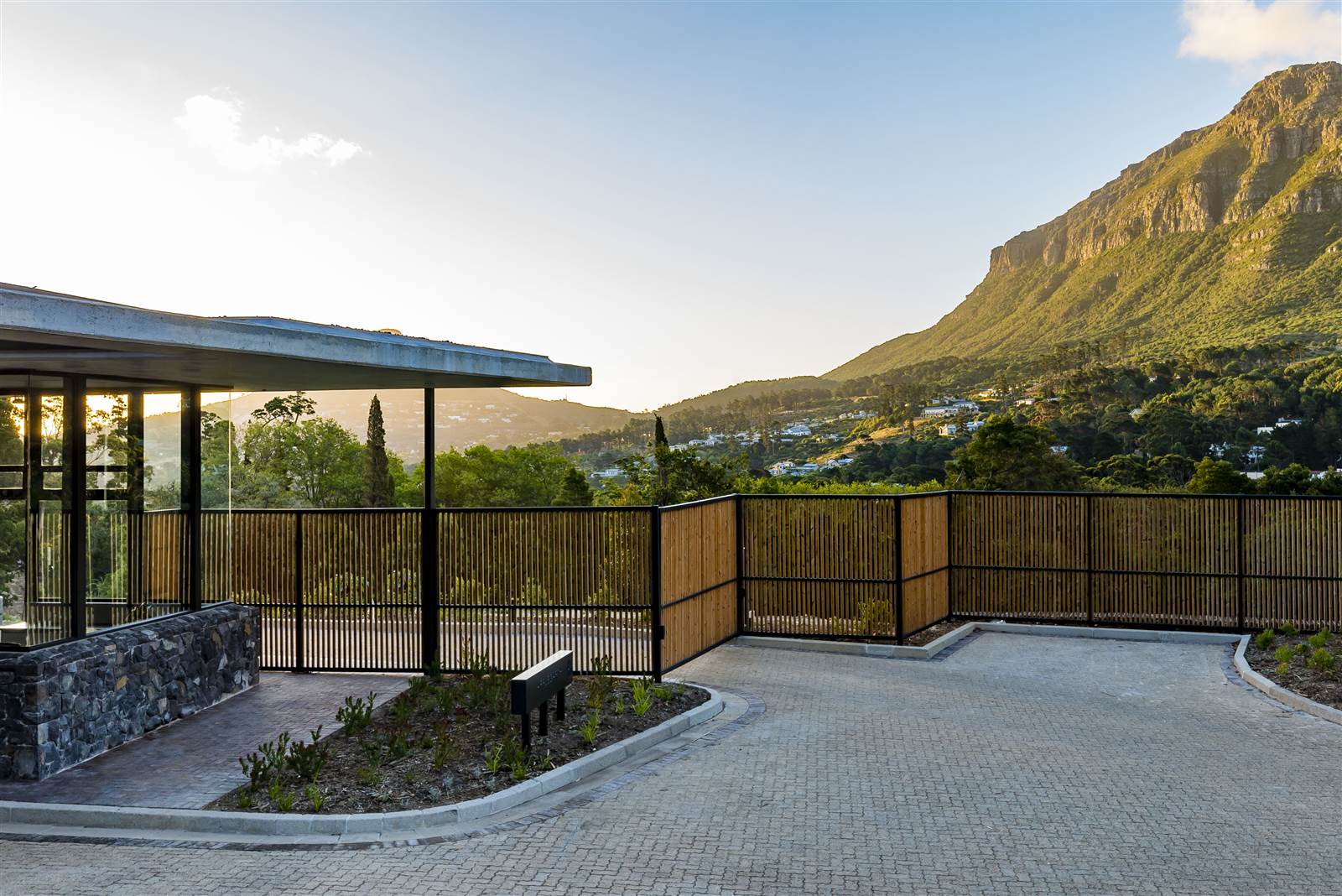 650 m² Land available in Hout Bay and surrounds photo number 1