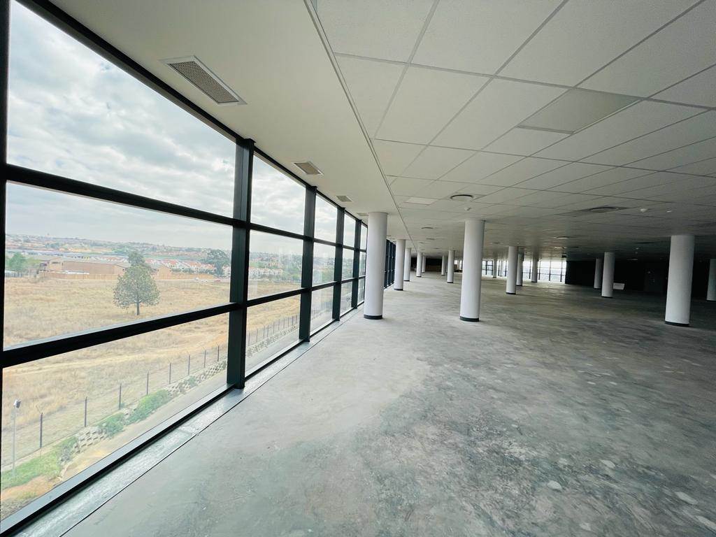 2500  m² Commercial space in Noordwyk photo number 15