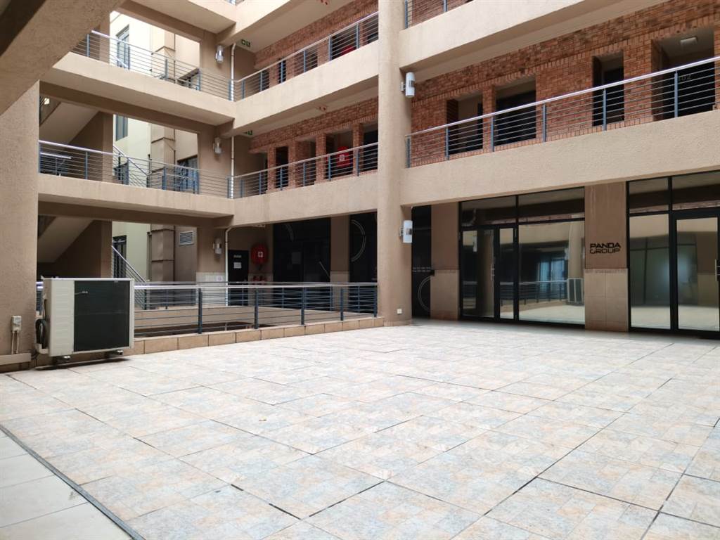 73  m² Commercial space in Umhlanga Ridge photo number 2