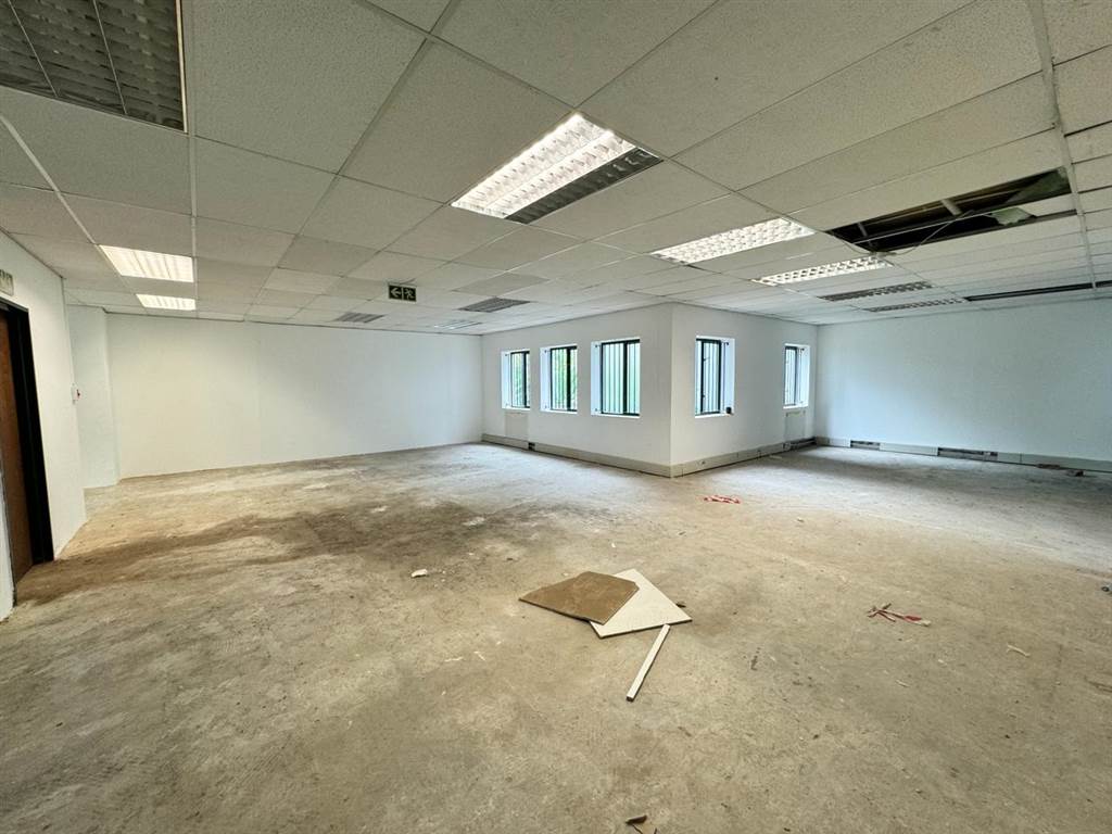 148  m² Commercial space in Bryanston photo number 9