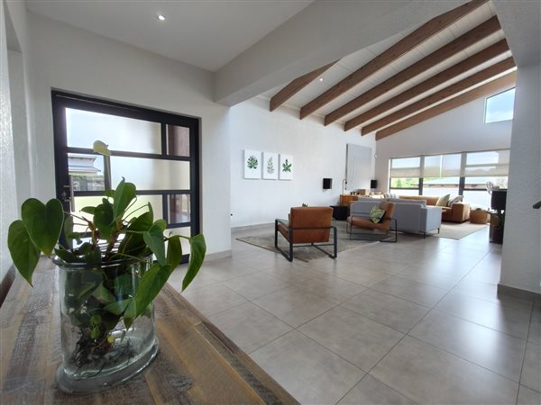 3 Bedroom House 3 Bedroom House