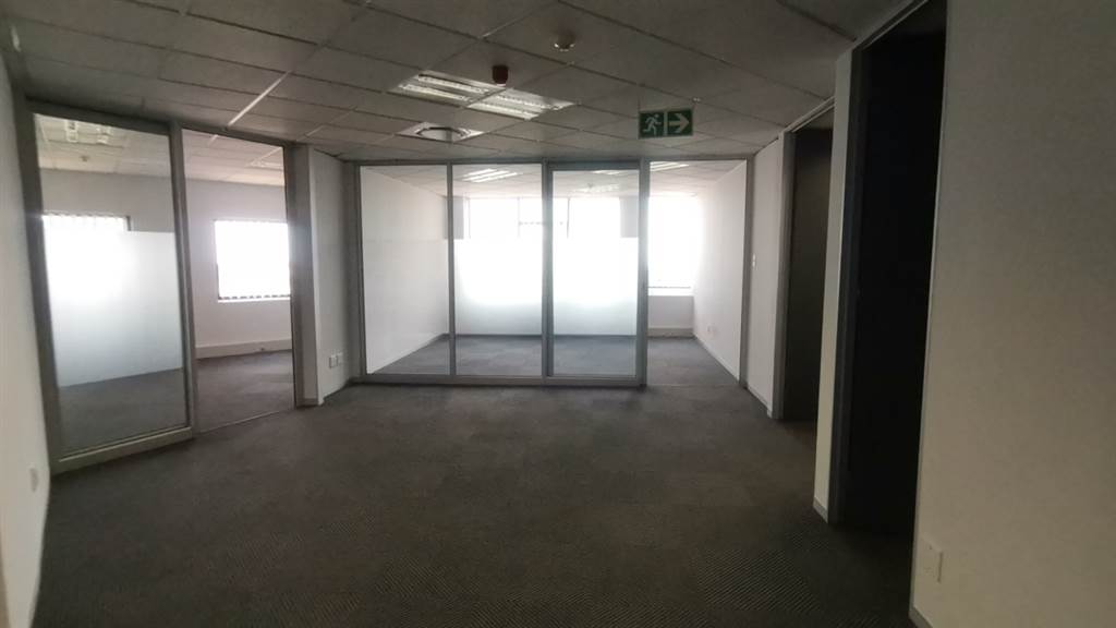 326  m² Commercial space in Parktown photo number 6