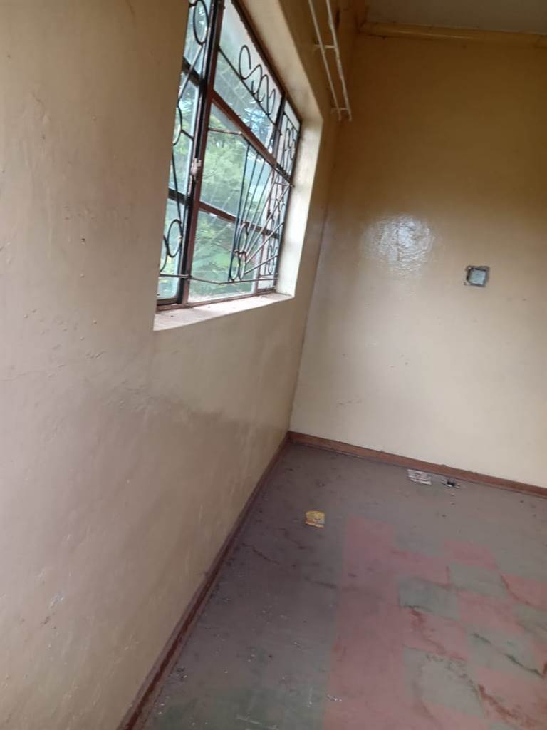 2 Bed House in Makhado (Louis Trichardt) photo number 5