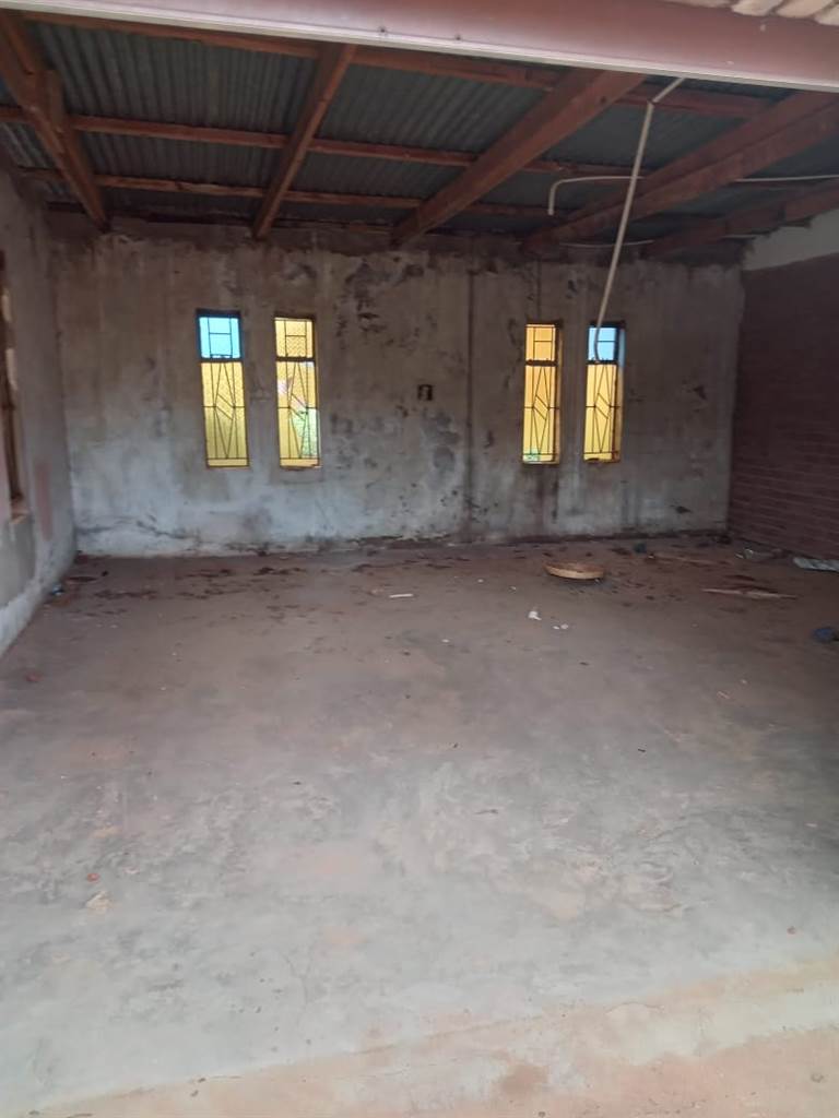 2 Bed House in Makhado (Louis Trichardt) photo number 13