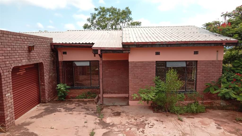 2 Bed House in Makhado (Louis Trichardt) photo number 1