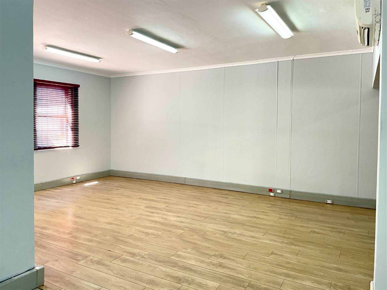 81  m² Commercial space in Glenashley photo number 5