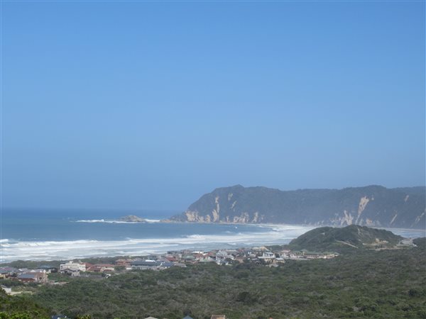 807 m² Land available in Cola Beach