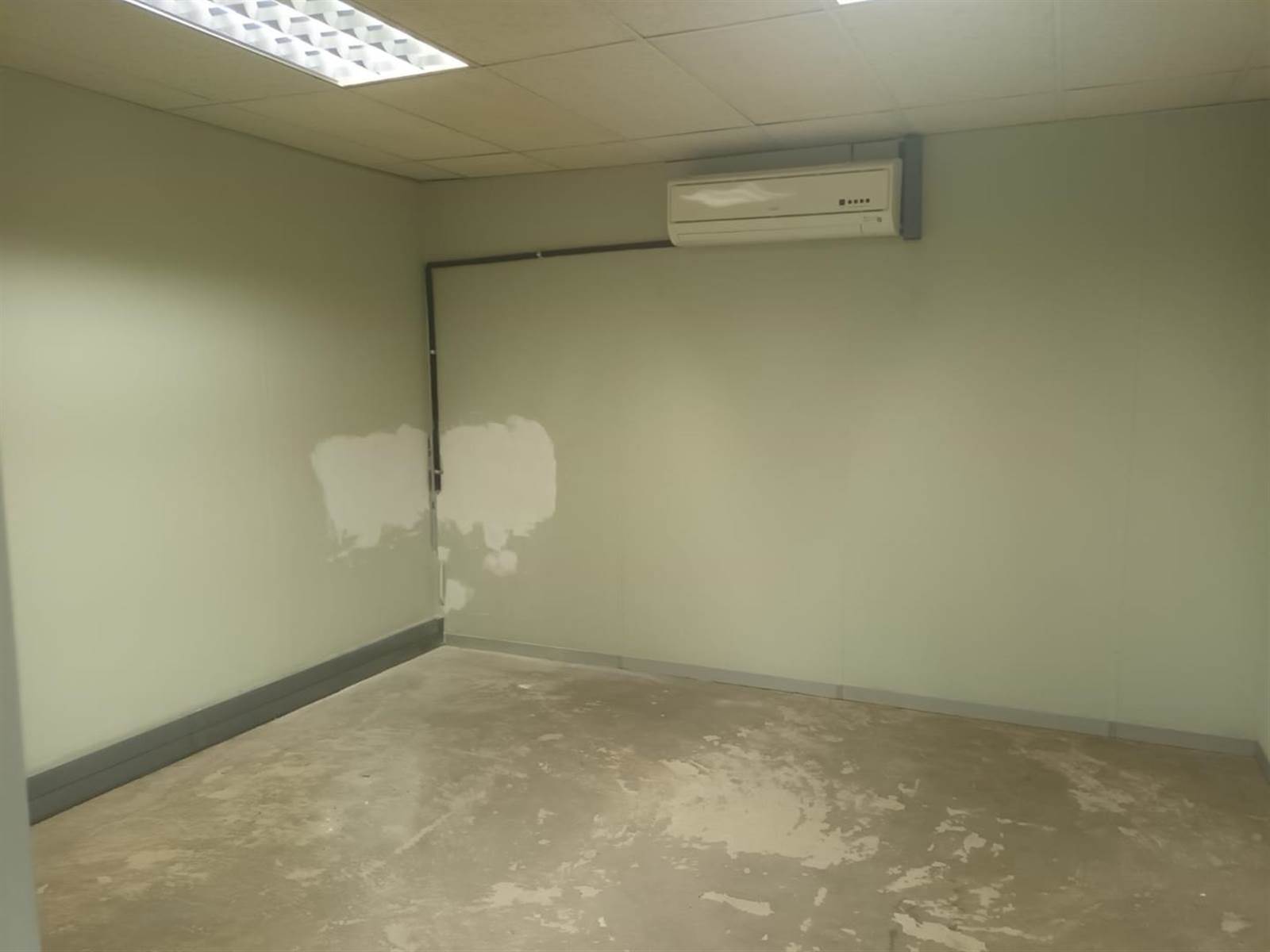 1430  m² Commercial space in Nelspruit Central photo number 10