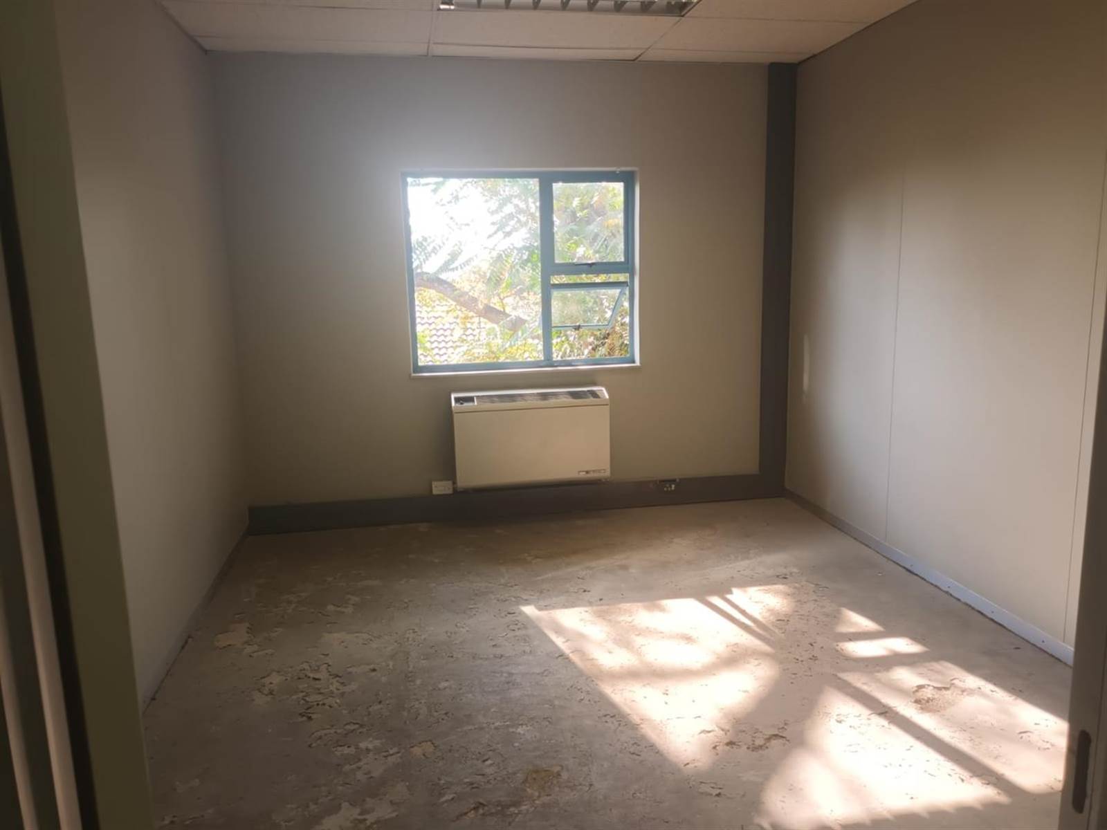 1430  m² Commercial space in Nelspruit Central photo number 12