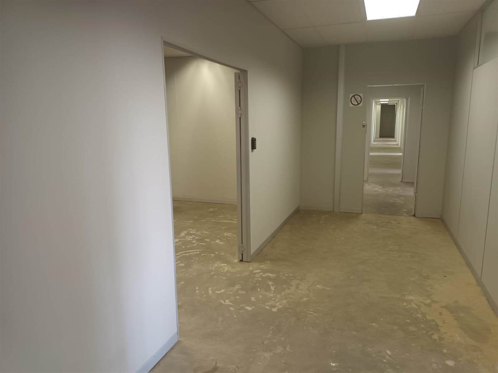 1430  m² Commercial space in Nelspruit Central photo number 5