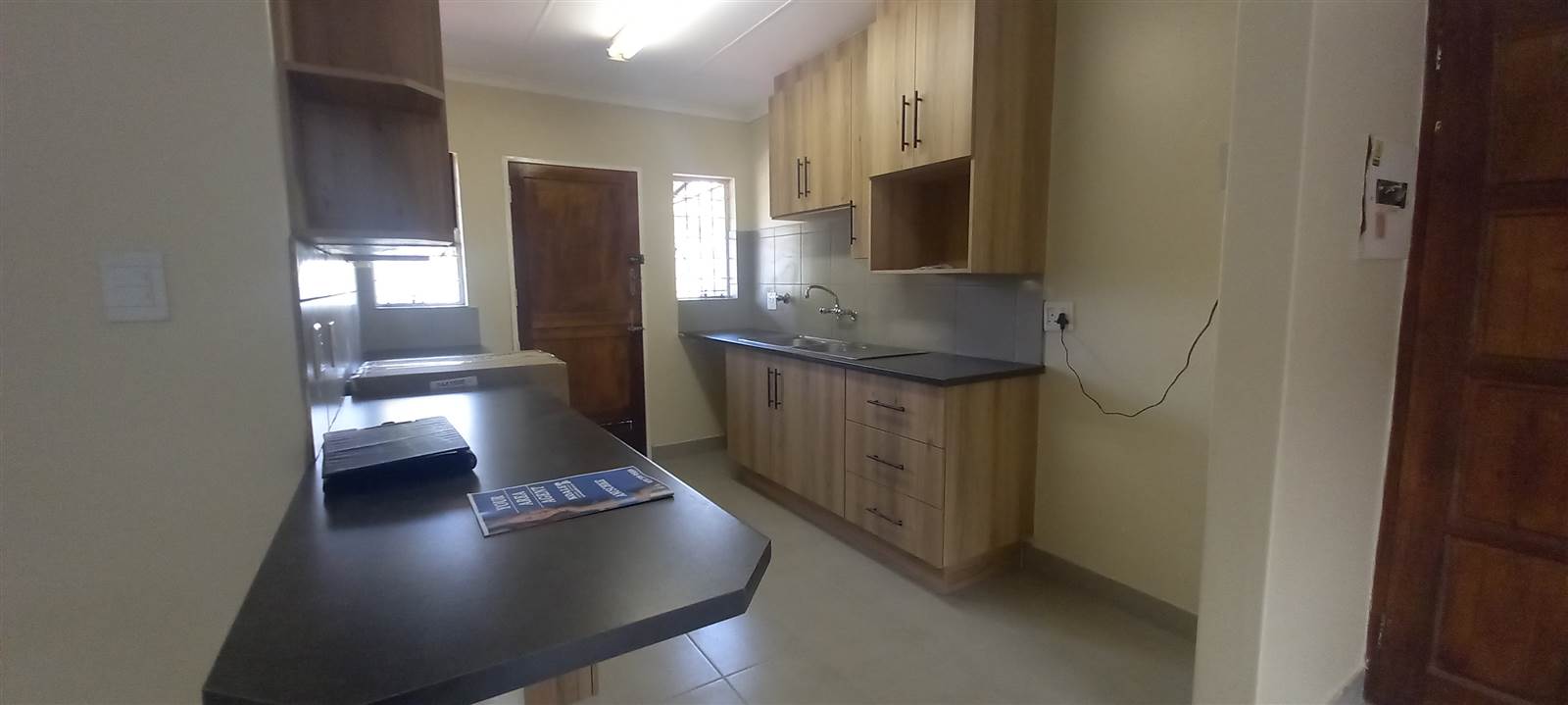 2 Bed House in Pretoria North photo number 5