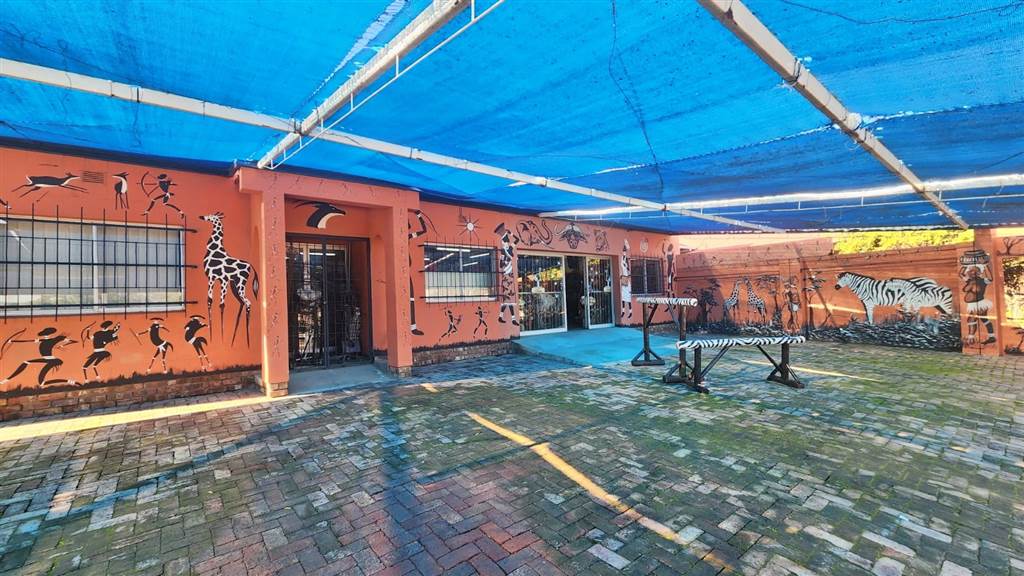 257  m² Commercial space in Oudtshoorn Central photo number 7