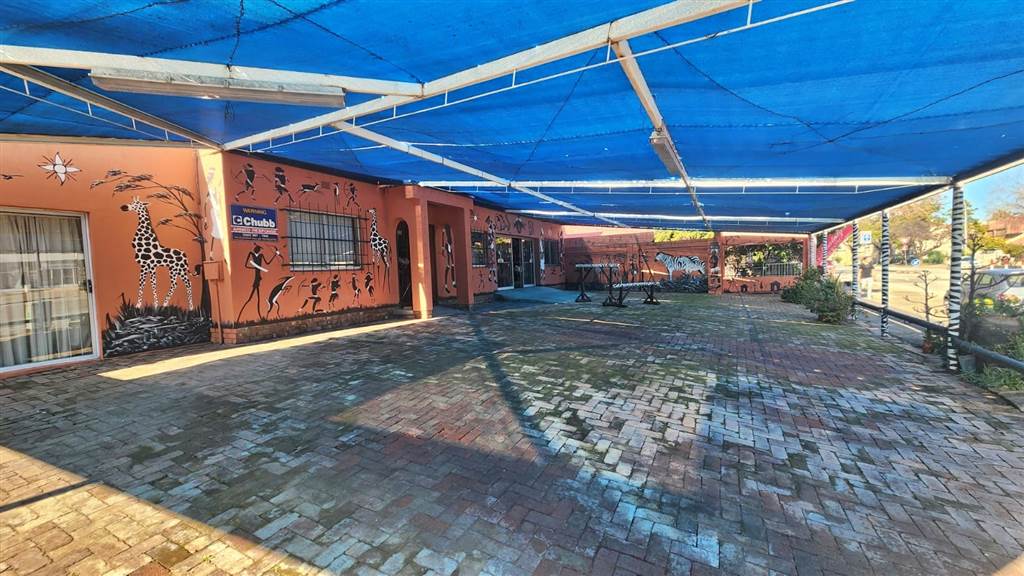 257  m² Commercial space in Oudtshoorn Central photo number 1