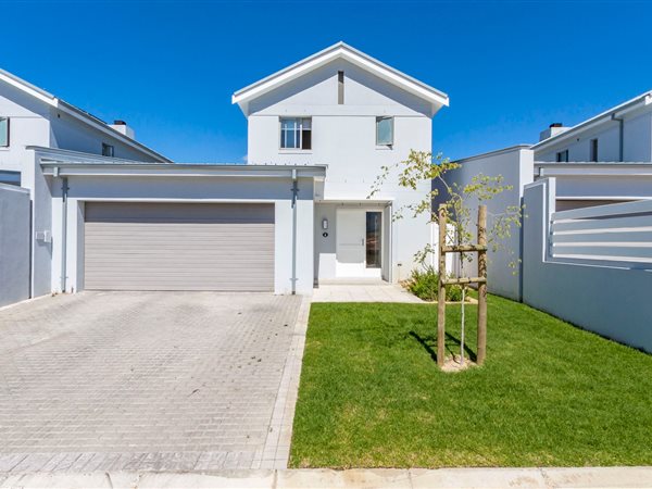 3 Bedroom House 3 Bedroom House
