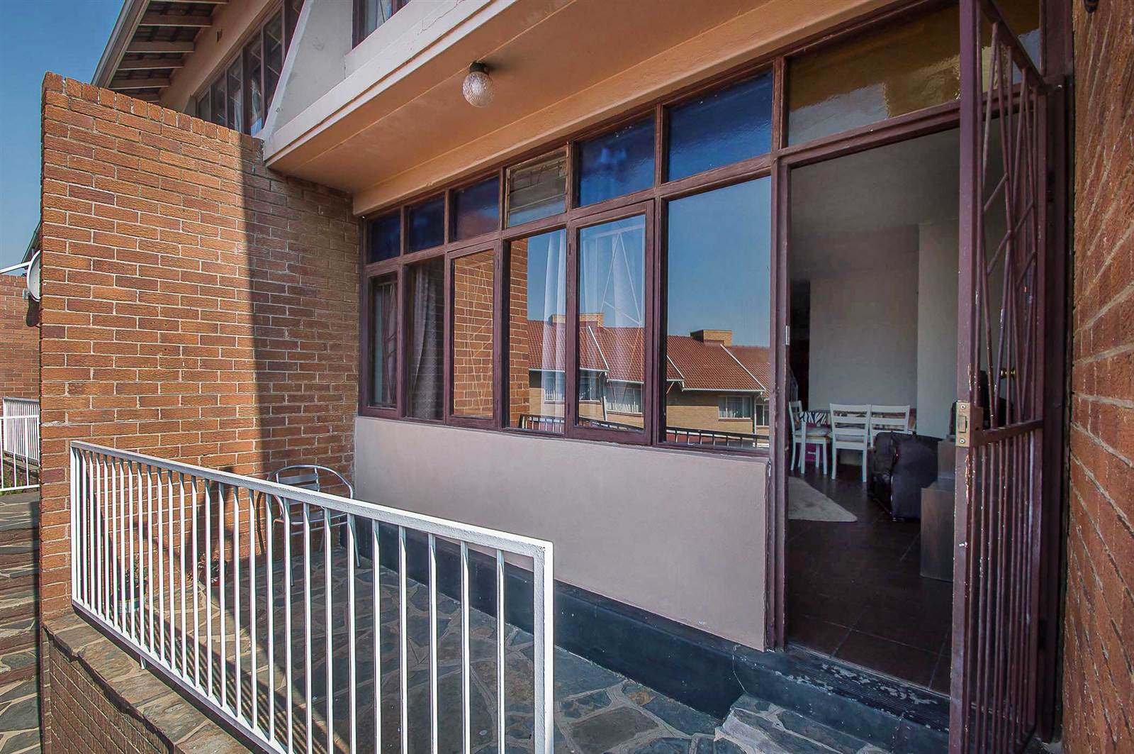 2 Bed Townhouse in Silverfields photo number 1