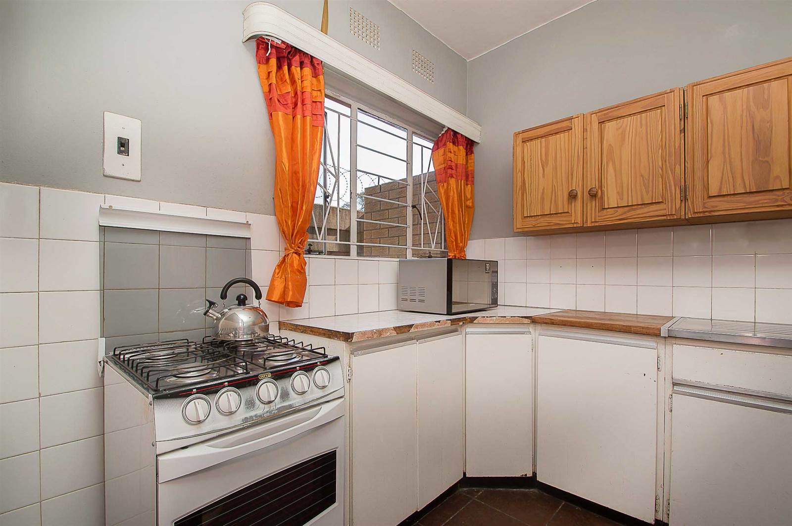 2 Bed Townhouse in Silverfields photo number 7