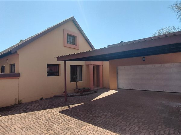2 Bedroom Townhouse 2 Bedroom Townhouse