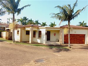 3 Bed Townhouse in Manaba