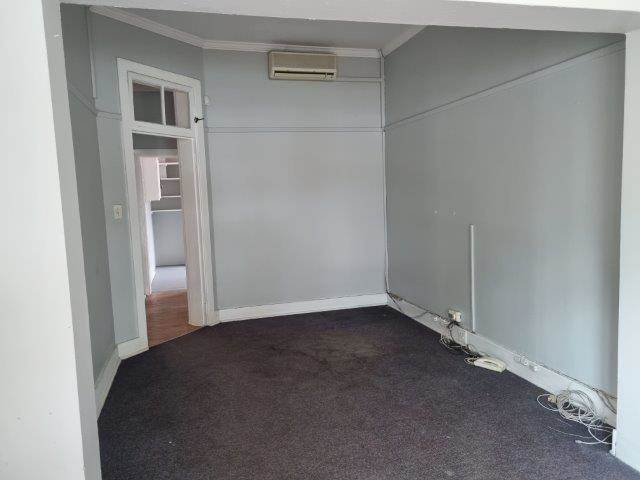 260  m² Commercial space in Bloemfontein photo number 2