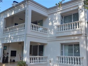 2 Bed Apartment in Senderwood