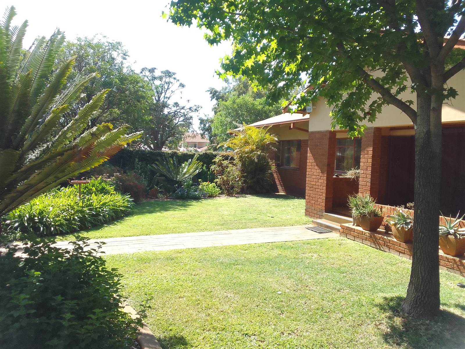 5 Bed House in Pretoria North photo number 3