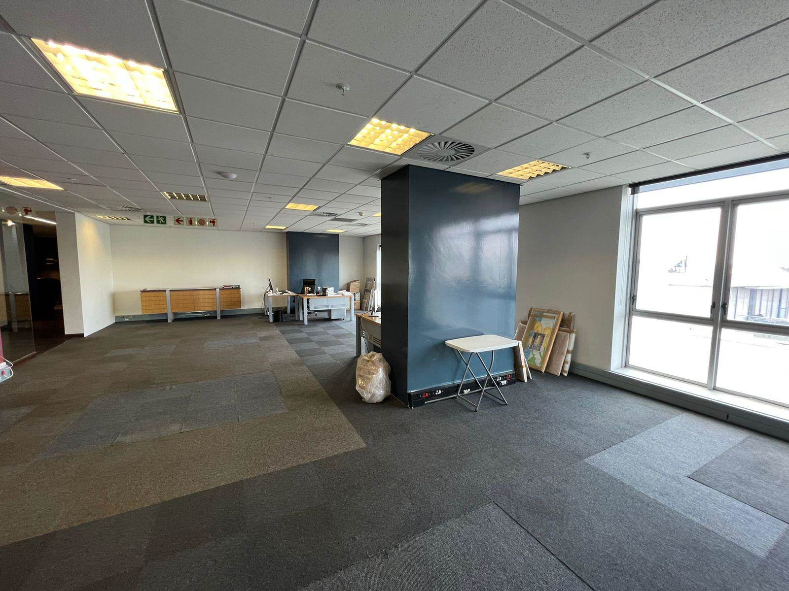 422  m² Commercial space in Sandown photo number 21