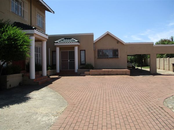 6 Bedroom House 6 Bedroom House