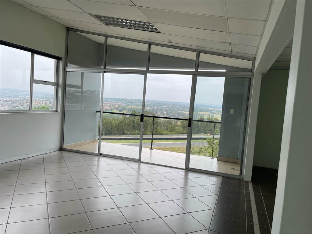 367  m² Commercial space in Kyalami photo number 18
