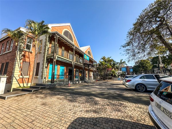 449 m² Commercial space 449 m² Commercial space