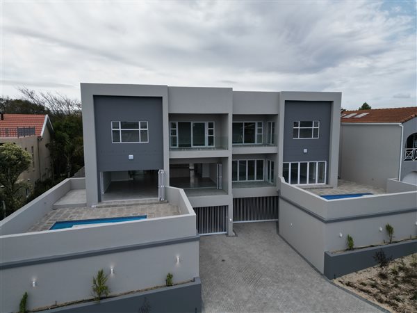 4 Bed House