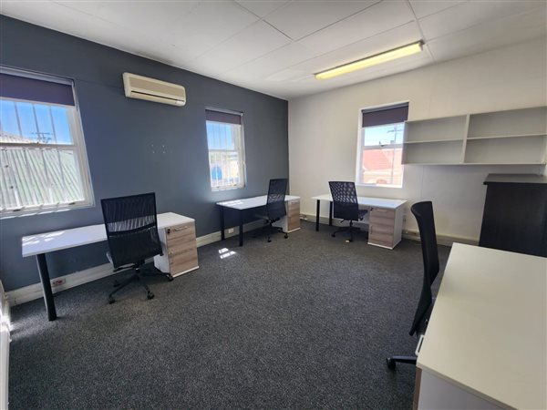 20  m² Commercial space in Claremont