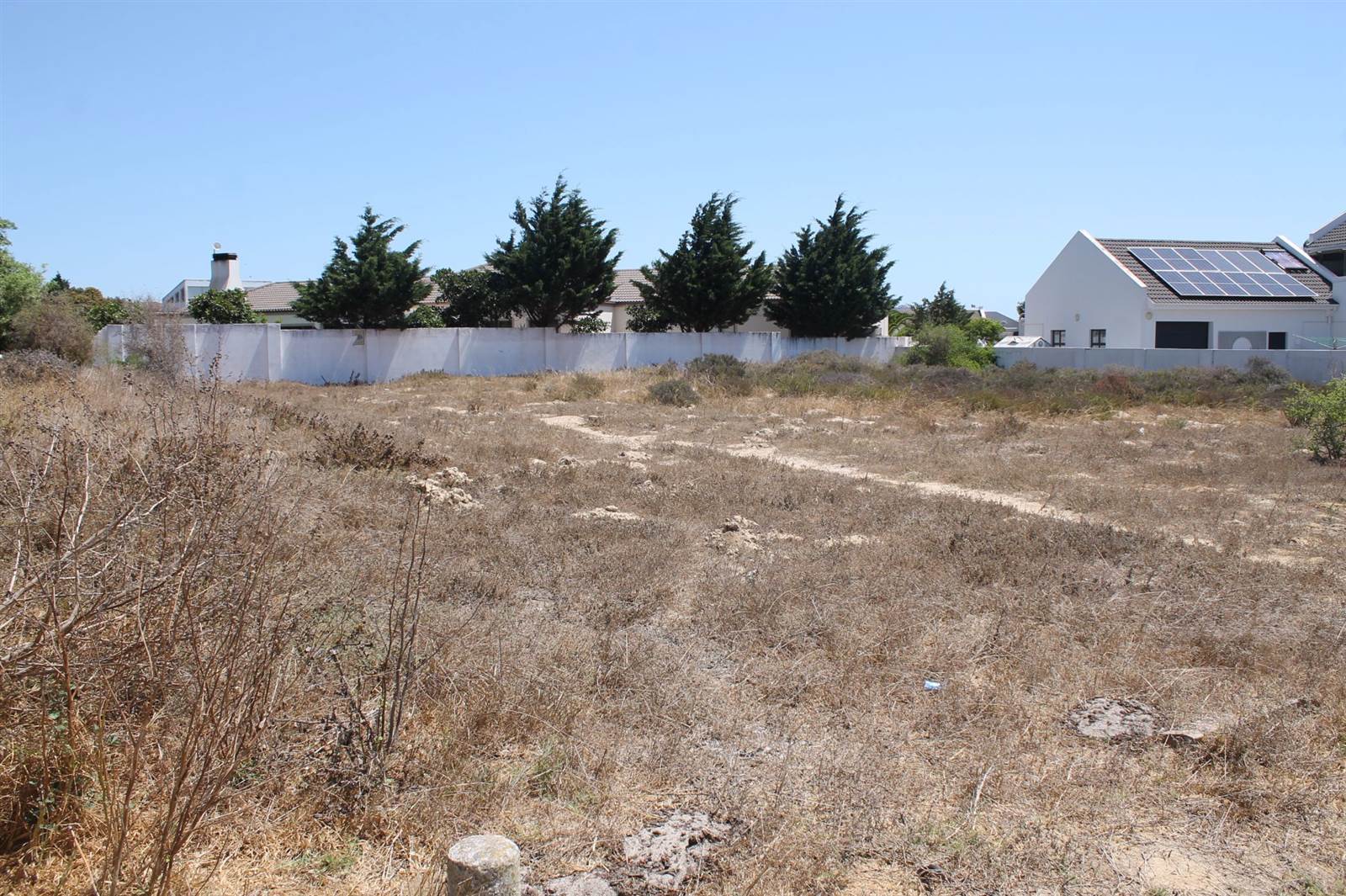 1045 m² Land available in Country Club photo number 2