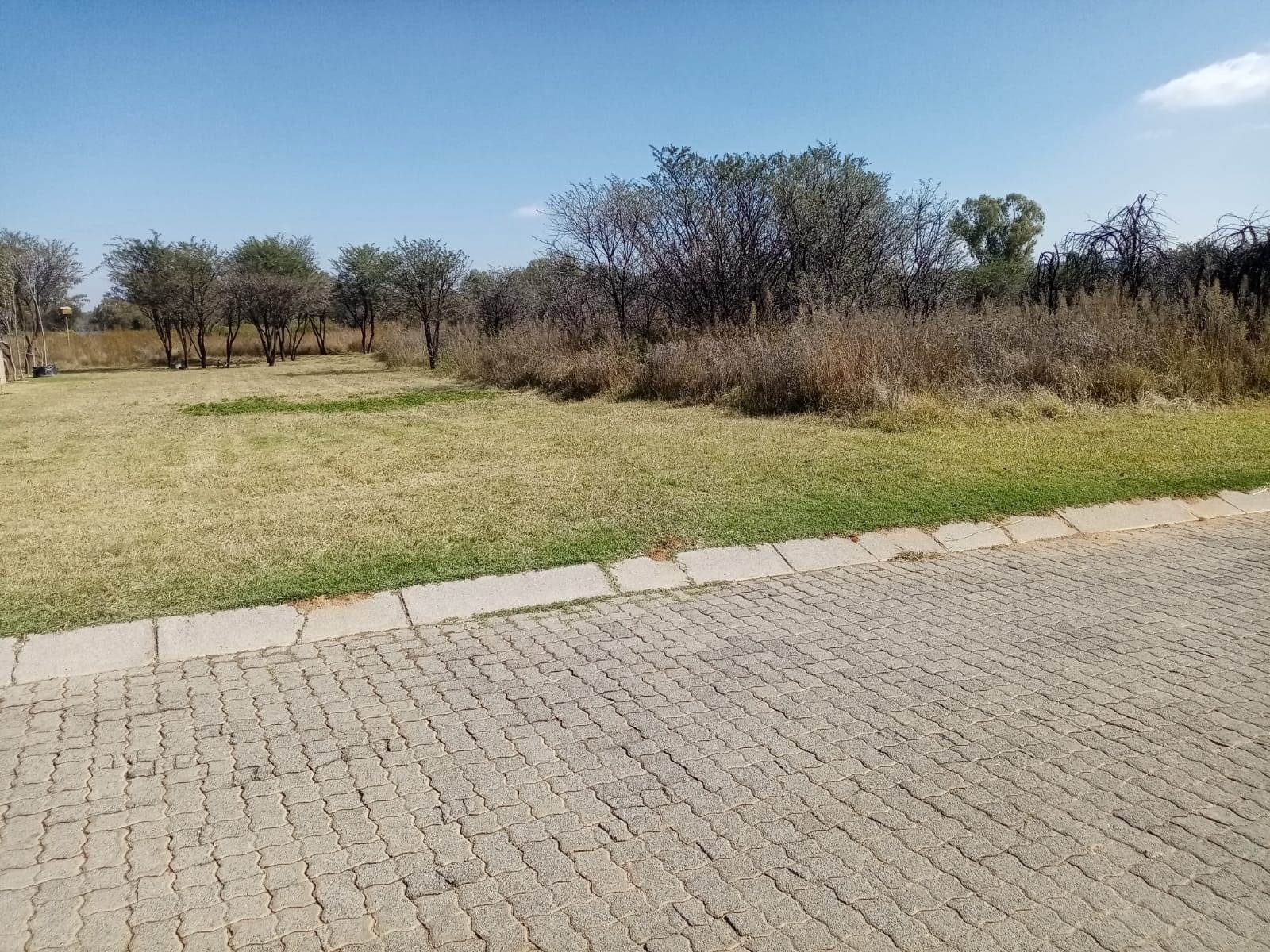 790 m² Land available in Parys Golf Estate photo number 5