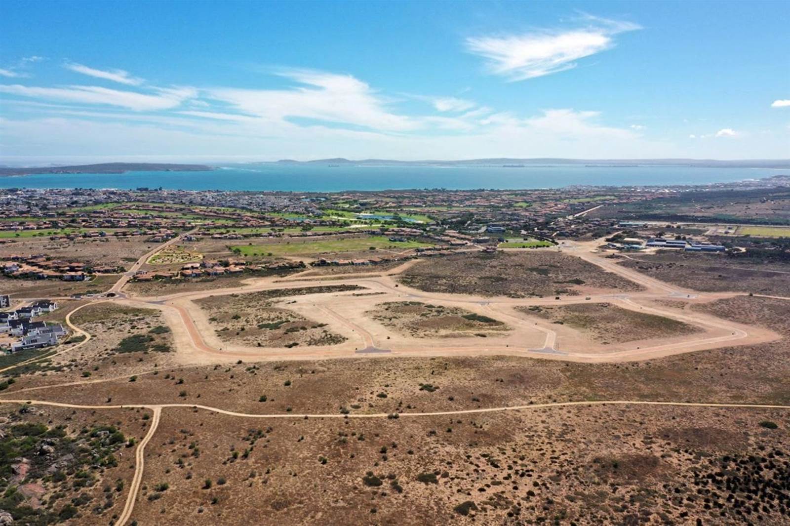 707 m² Land available in Langebaan Country Estate photo number 1