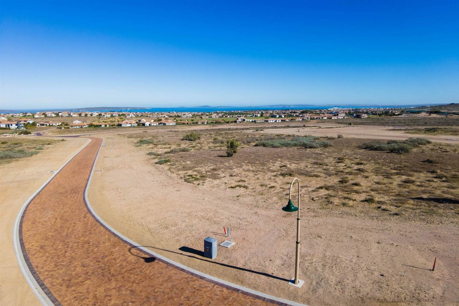 707 m² Land available in Langebaan Country Estate photo number 2